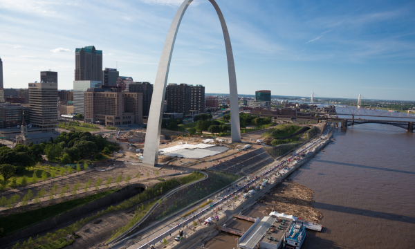 The riverfront opened on June 2, 2016 with the Picnic on the Riverfront celebration and ribbon-cutting.